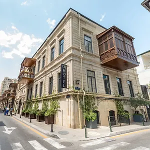 Olf 3*, Bakü Azerbaycan